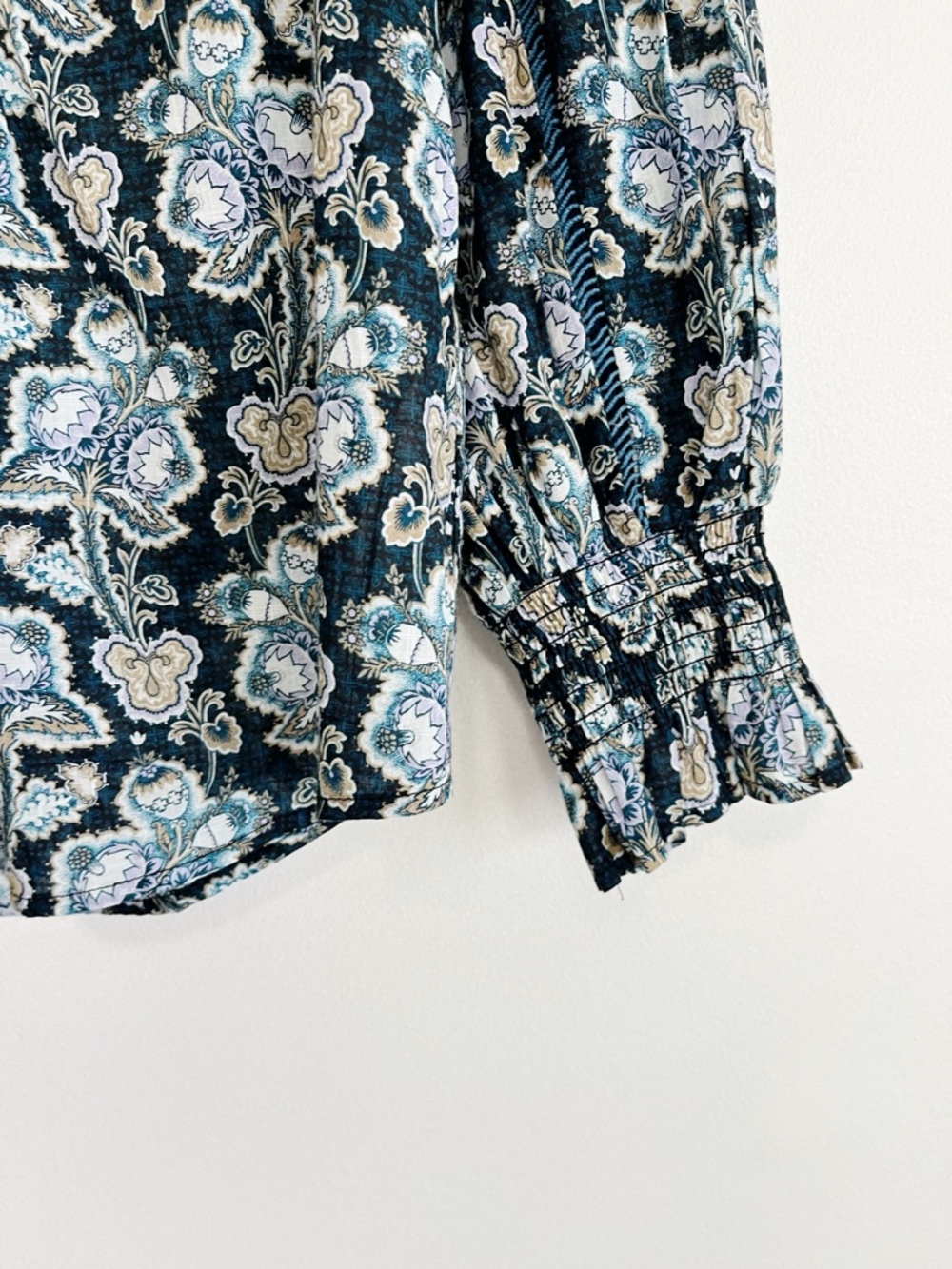 BOGO! Anthropologie Cotton Pintuck Peasant Blouse Blue Floral Motif XXS - Picture 7 of 11